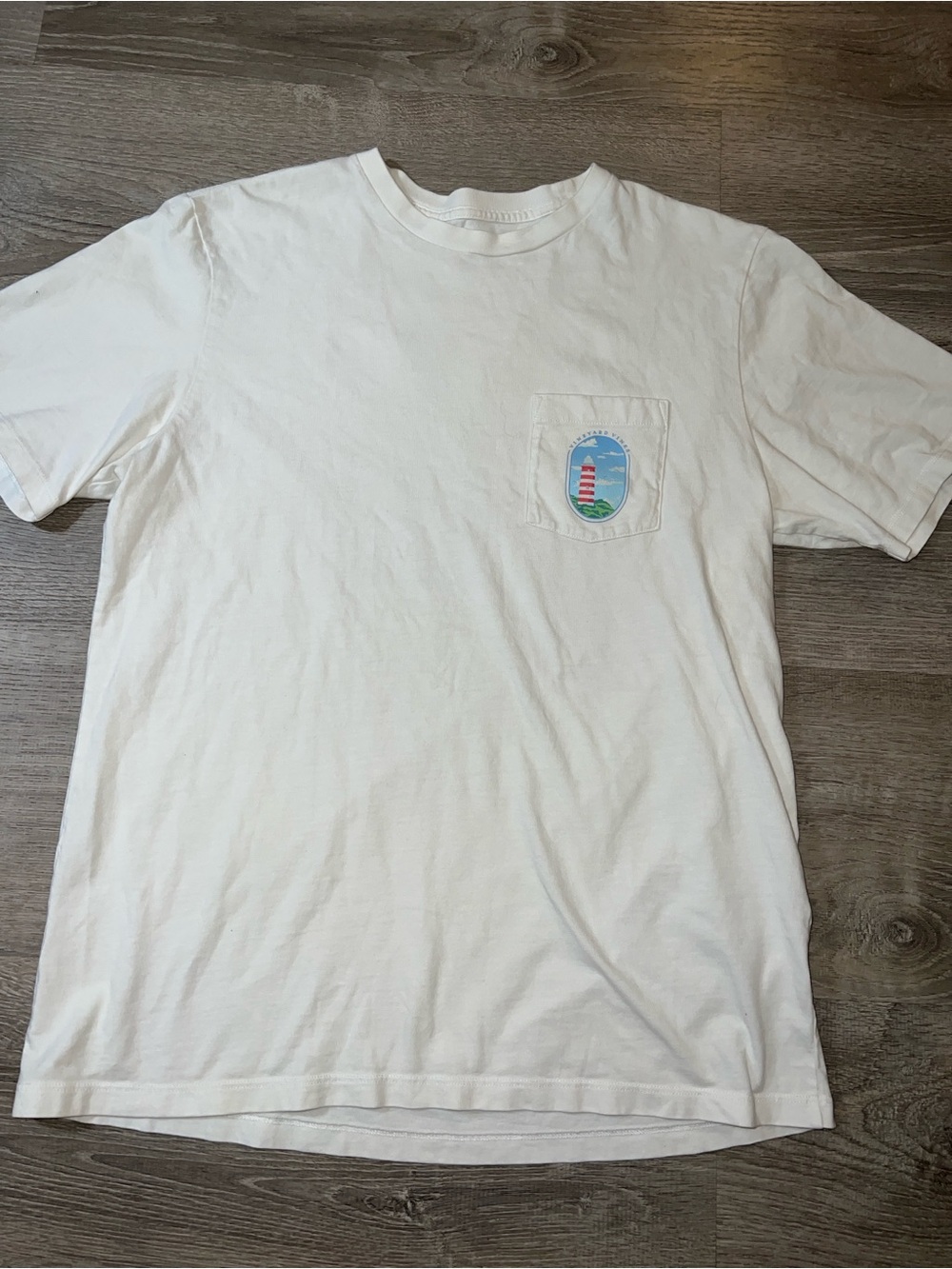 Vineyard Vines White Short-Sleeve Tee with Pocket Lighthouse Graphic
